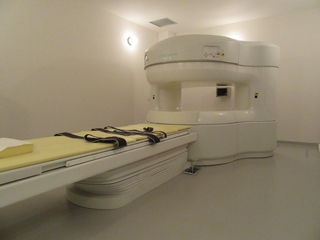 MRI